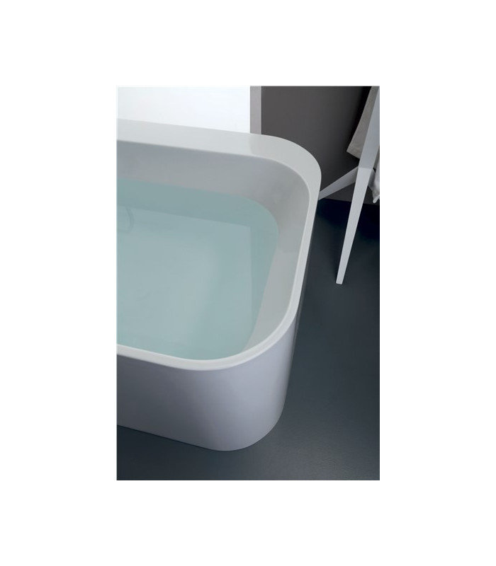 TRIBECA Vasca Freestanding in Acrilico Kerasan