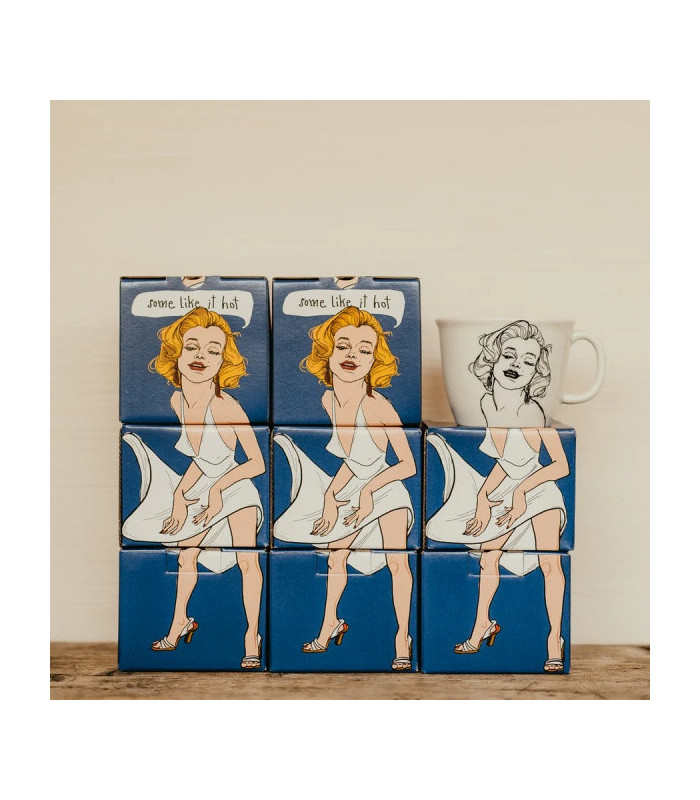 MARILYN, the hot one