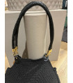 Borsa morbida Crochet fatto a mano, con manici intrecciati in ecopelle e dettagli in oro Dimensioni:  29 X 28 CM ( con manici H
