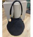 Borsa morbida Crochet fatto a mano, con manici intrecciati in ecopelle e dettagli in oro Dimensioni:  29 X 28 CM ( con manici H