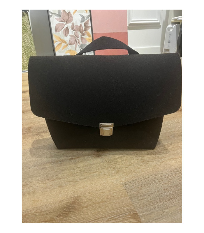 La Cartella,  Essent'ial